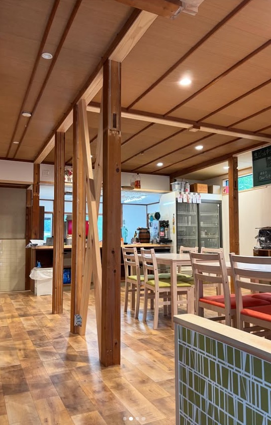 伊酒屋FIORE 店内